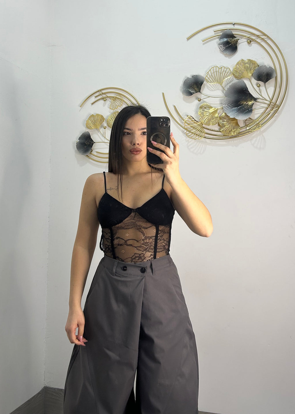 BODY IN PIZZO